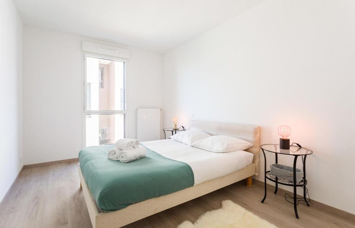 Le Rio, Appartement Avec Terrasse & Parking Rennes Ngoại thất bức ảnh
