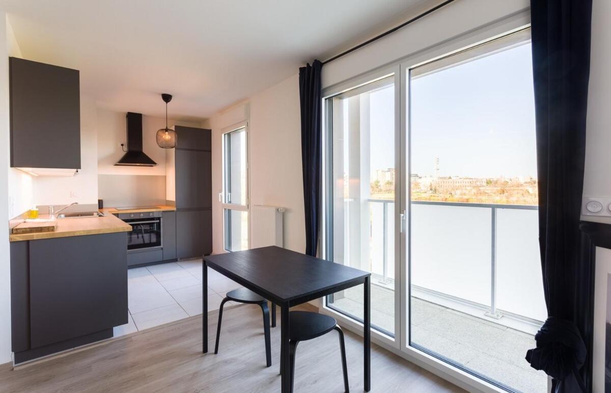 Le Rio, Appartement Avec Terrasse & Parking Rennes Ngoại thất bức ảnh